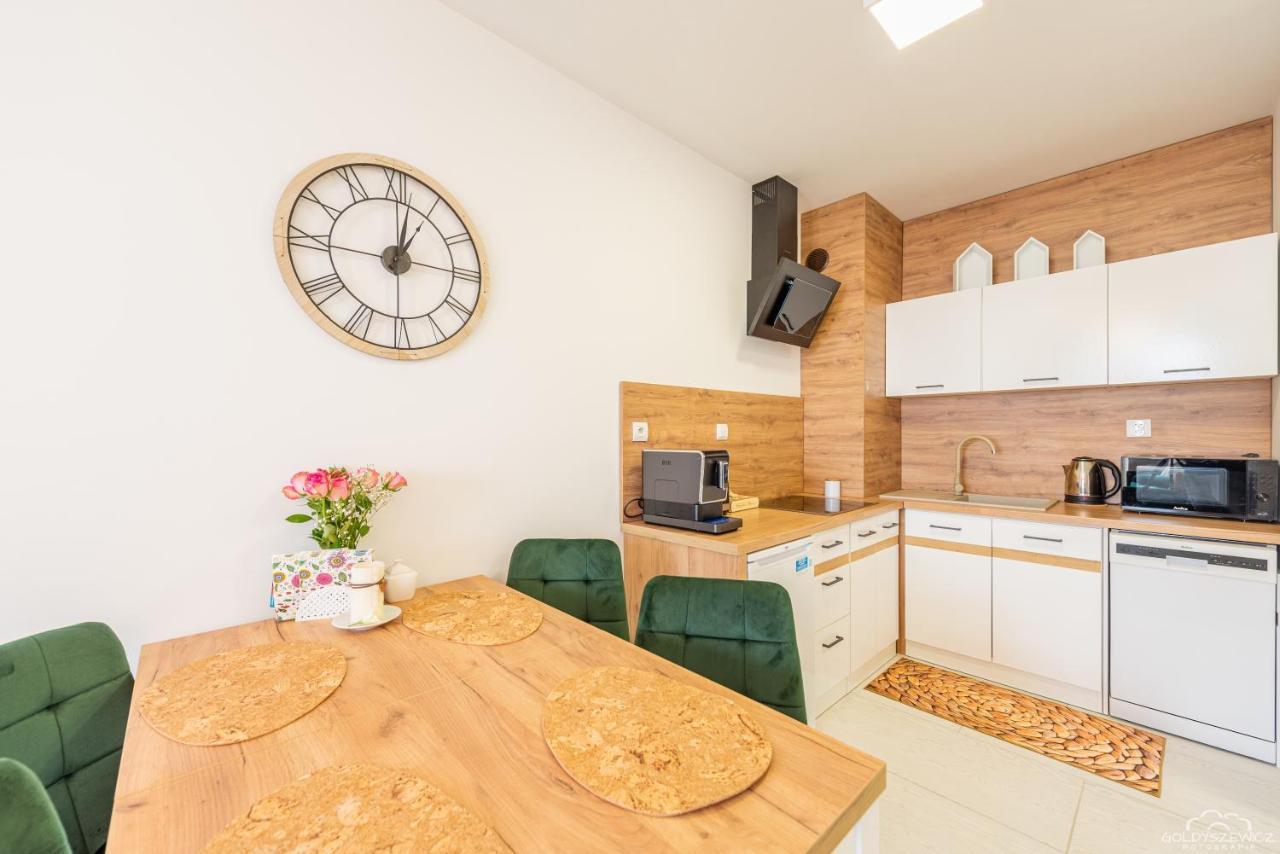 Horyzont - Kapitanski Mostek- Blisko Portu- Sniadania Apartment Kolobrzeg