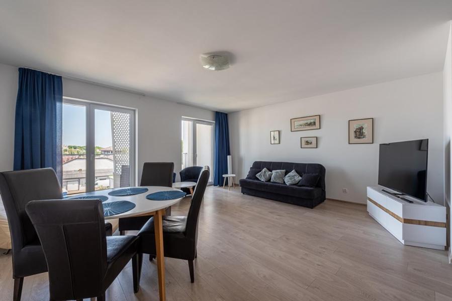 Horyzont - Kapitanski Mostek- Blisko Portu- Sniadania Apartment Kolobrzeg
